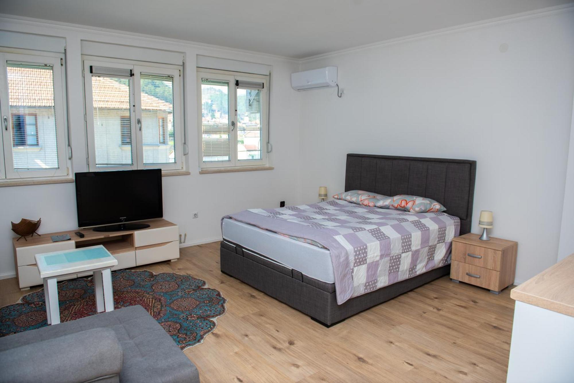 Central Apartment Konjic Exteriör bild